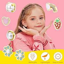 Amazon.com: HAIAISO 6 pares de aretes tipo dormilona de acero inoxidable de  0.63 oz con parte trasera plana para mujer, aretes de cartílago pequeños,  aretes de cartílago con forma de corazón, flor