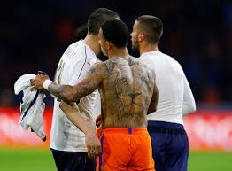 Born 13 february 1994), also known simply as memphis, is a dutch professional footballer who plays as a forward for ligue 1 club lyon and the. Former Manchester United Star Memphis Depay Shows Off New Giant Lion Tattoo Following Holland S Friendly Defeat Against Italy Mirror Online