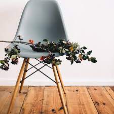Weitere ideen zu eames stuhl, tisch, eames. Eames Side Chair Dsw Original Vs Falschung Connox Magazine