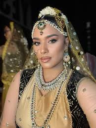 Freelance model seeking collaborations