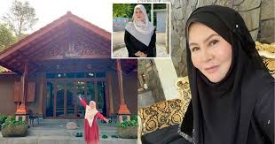 Rumah hutan bonda rozita was merged with this page. Lepas Berjaya Tawan Dunia Kosmetik Bonda Rozita Cipta Kejayaan Rumah Hutan Terapi Alam Nona