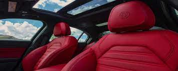 2024 Alfa Romeo Giulia Interior