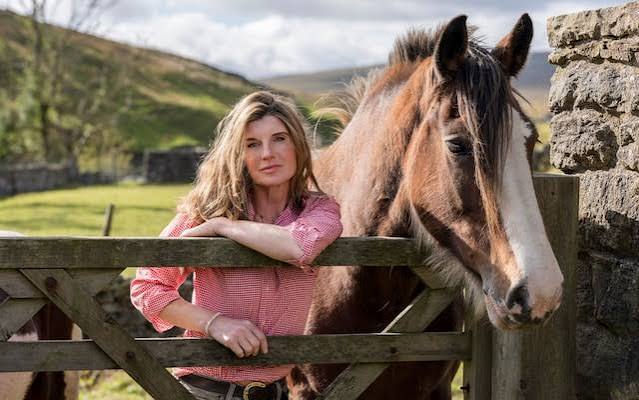 Yorkshire Shepherdess Amanda Owen: I wrote my ex's Tinder profile