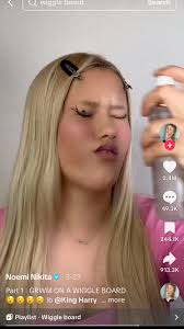 Wiggle Board Kingharrry