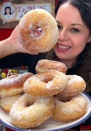 Ciambelle Fatte in Casa: Ricetta Facile e Deliziosa
