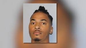 Convicted sex offender arrested for tattooing multiple teens in Hall County