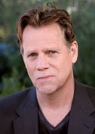 Christmas tree' brows are the weirdest beauty trend you'll see this festive  season