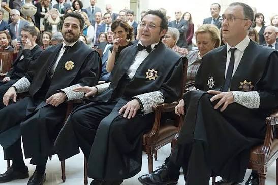 ⚖️ La Fiscalía de García Ortiz ocultó sus reuniones clandestinas con las  cloacas del PSOE: ni rastro documental ni aviso a Anticorrupción. Diego  Villafañe recibió en dos ocasiones a la 'fontanera' Díez