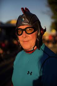 SETI scientist talks aliens with Seattle crowd