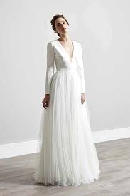 Sassi Holford Modern Intimate Wedding Gowns From The British Wedding Designer Bridal Fashion Designers A Line Wedding Dress Modern Wedding Dress