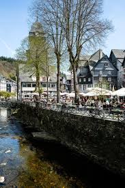 Naherholungsgebiet Ein Tagesausflug Ins Eifelstadtchen Monschau Ausflug Tagesausflug Reisen