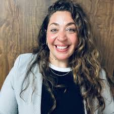 Alyssa Shank's Instagram, Twitter & Facebook