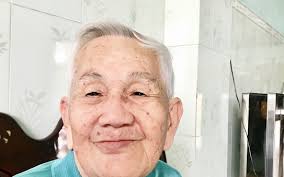 Nghệ sĩ Hương Huyền