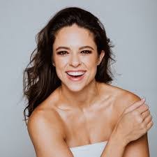 Whitney Vincent's Instagram, Twitter & Facebook