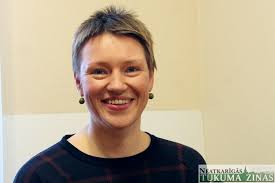 Par Tukuma kultūras nama direktori apstiprināta Anete Pitena