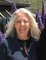 Debra Bach's Instagram, Twitter & Facebook