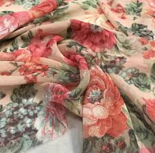 This floral silk organza is a lightweight, sheer fabric made of tightly twisted silk yarn. Italian Designer Chiffon Roses Print Fabric Fashion Week Fabric Floral Pattern Chiffon Silk Fabric Rozitta Rapetti