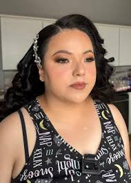 Who are some recommended makeup artists in Menifee?