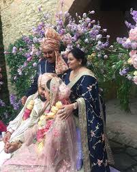 Anushka and virat posted two different pictures of themselves smiling together and dressed in gorgeous sabyasachi outfits. Virat Kohli Anushka Sharma Wedding All Photos Videos The Urban Guide