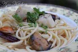 Resep kue kering ricke ordinary kitchen. Seafood Spaghetti Aglio E Olio Azie Kitchen