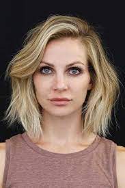 The Most Flattering 50 Haircuts For Square Faces Lovehairstyles Com Haircut For Square Face Square Face Hairstyles Face Shape Hairstyles