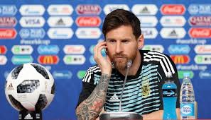 Barcelona convoca a conferencia de prensa para despedir a lionel messi Messi Llego Al Pais Pero La Niebla Le Impidio Ir A Entrenar Voxpopuli Tu Voz Es Noticia