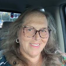 Michelle Toland (@navymom12271)