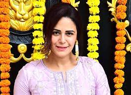Television Actress Mona Singh To Tie The Knot Bollywood News Bollywood Hungama Singh is known for assuming the main parts of mona pradeep singh in kya huaa tera vaada, jassi (jasmeet walia) in jassi jaissi koi nahin, winning the show jhalak dikhhla jaa, and furthermore for her part in the film 3 idiots. television actress mona singh to tie