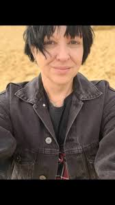 💿𝐍𝐄𝐖 𝐒𝐈𝐍𝐆𝐋𝐄 𝐎𝐔𝐓 𝐍𝐎𝐖! AMANDA FISH ANNOUNCES NEW STUDIO  ALBUM, DROPS NEW SINGLE “Mockingbird” AND VIDEO! 𝐆𝐄𝐓 𝐓𝐇𝐄  𝐒𝐈𝐍𝐆𝐋𝐄🔥 link in bio 𝐖𝐀𝐓𝐂𝐇 𝐓𝐇𝐄 𝐕𝐈𝐃𝐄𝐎 🔥 Link in bio  VizzTone proudly presents