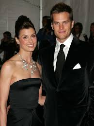 Everything you need to know about tom brady's facts like bio, age, height, net worth 2021, girlfriend, dating, wife gisele bundchen, kids, nfl, gay, religion, family, wiki, married, divorce, parents, siblings, weight, salary, education, career, awards, famous for, dead or alive & more facts. Tom Brady S Ex Bridget Moynahan Talks Media Frenzy Co Parenting