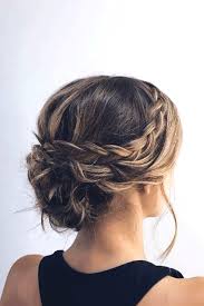 Short hair can be styled in multiple ways and there is no scarcity of wedding hairstyles for short hair. Simple Bridal Hairstyle For Short Hair 60 Off Plykart Com