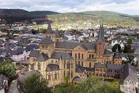 Gutes geld verdienen als mieterin im haus michelle du bist mindestens 18 jahre alt. Gunstige Monteurzimmer Trier Monteurunterkunft Wohnen Auf Zeit Privatunterkunft