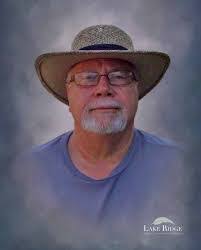 Randy Bull's Instagram, Twitter & Facebook