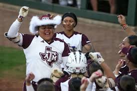 Texas A&M vs Oklahoma softball: Live updates, TV/streaming info for Game 1 of SEC series