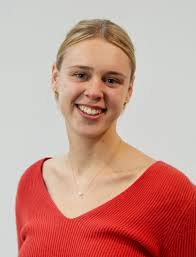 Amelia Barclay's Instagram, Twitter & Facebook