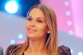 Tímea gelencsér currently works at the department of applied biotechnology and food science, budapest university of technology and economics. Gelencser Timea Es Novere Nagyon Hasonlitanak Hajni Is Gyonyoru Mint A Szepsegkiralyno Hazai Sztar Femina