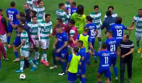 With a mexican soccer championship up for grabs, there will be an immense amount on the line. Cruz Azul Vs Santos Jugadores Protagonizan Pelea A Poco Minutos Del Final La Republica
