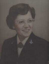 Dinah Henry's Instagram, Twitter & Facebook