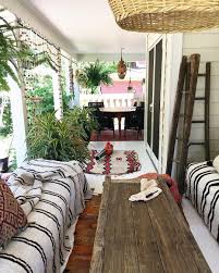 Black And White Boho Rug Fleamarketfab Porch Progress Black And White Summer Outdoor Space With Bohemian Style Moroccan Rugs Rattan Eclectic Outdoor Livin Home Decor Home Decor