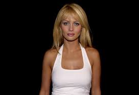 Born in the northern polish town of bialystok, izabella scorupco moved to sweden with her mother as a young child. What Happened To Your Favorite Bond Girls