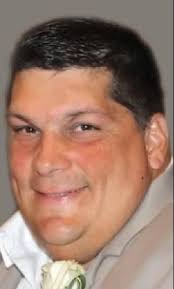 Todd Dickie's Instagram, Twitter & Facebook