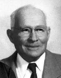 Norman Pearce's Instagram, Twitter & Facebook