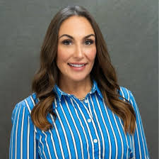 I am absolutely over the moon to share that I've graduated from University  of Illinois Chicago Law and am officially a (juris) doctor!! Working full  time while attending school, as well as… |