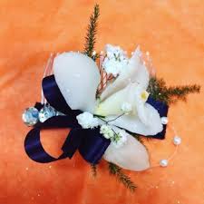 The rural municipality of morris is located approximately 50 kilometres or 30 minutes southwest of winnipeg, manitoba, canada. Top 10 Best Cheap Flowers Near Winnipeg Mb R2j Last Updated September 2021 Yelp