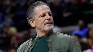 How rich is Cleveland Cavaliers owner Dan Gilbert? Forbes releases new  billionaire list for 2021