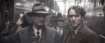Lexin är en kombination av lexikon och ordböcker som har tagits fram för användning i primärt invandrarundervisning. Genius Movie Review Film Summary 2016 Roger Ebert