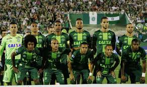 Chapecoense feiert klassenerhalt am letzten spieltag. Colombia Plane Crash Twitter Reacts To Tragedy Send Condolences For Chapecoense Football Team India Com