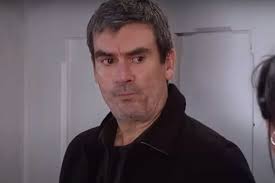 Antiques Roadshow guest's 'best gift ever' from Brooke Shields worth  thousands