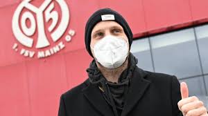 Designevo's free logo maker helps you create unique logos in seconds. Mainz 05 At Svensson Premiere With Three New Starters Teller Report
