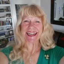 Lisa Chabot (lisachabot)